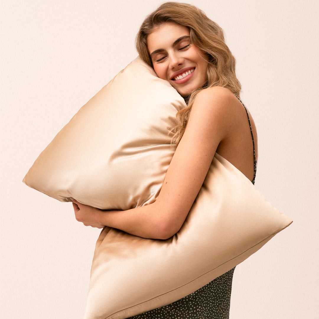 Lahja: luonnollinen 100 % silkkinen tyynyliina